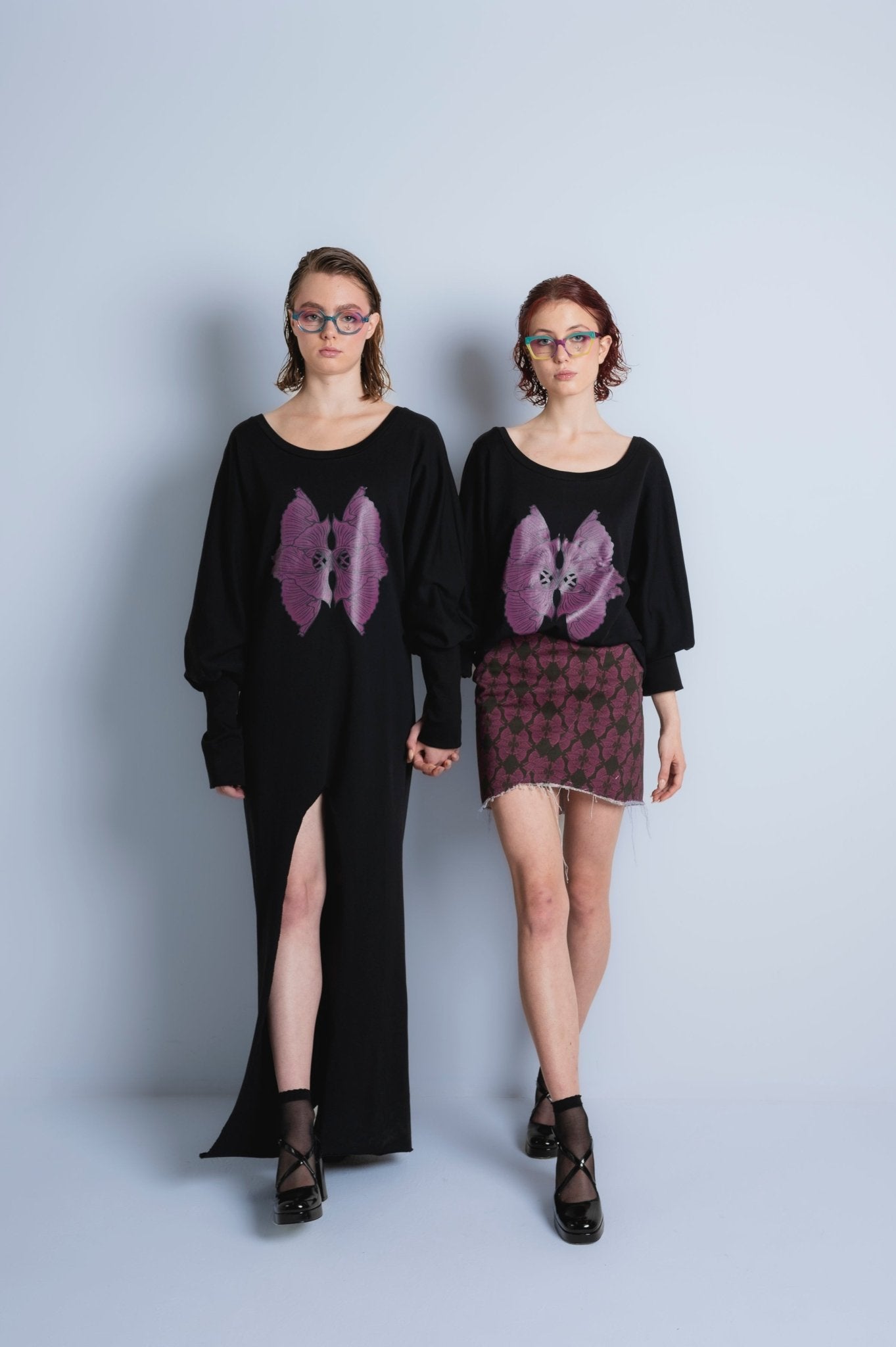 Psychopomp maxi sweatshirt dress in black – AprilianEarthling Psychopomp maxi sweatshirt dress in black – AprilianEarthling